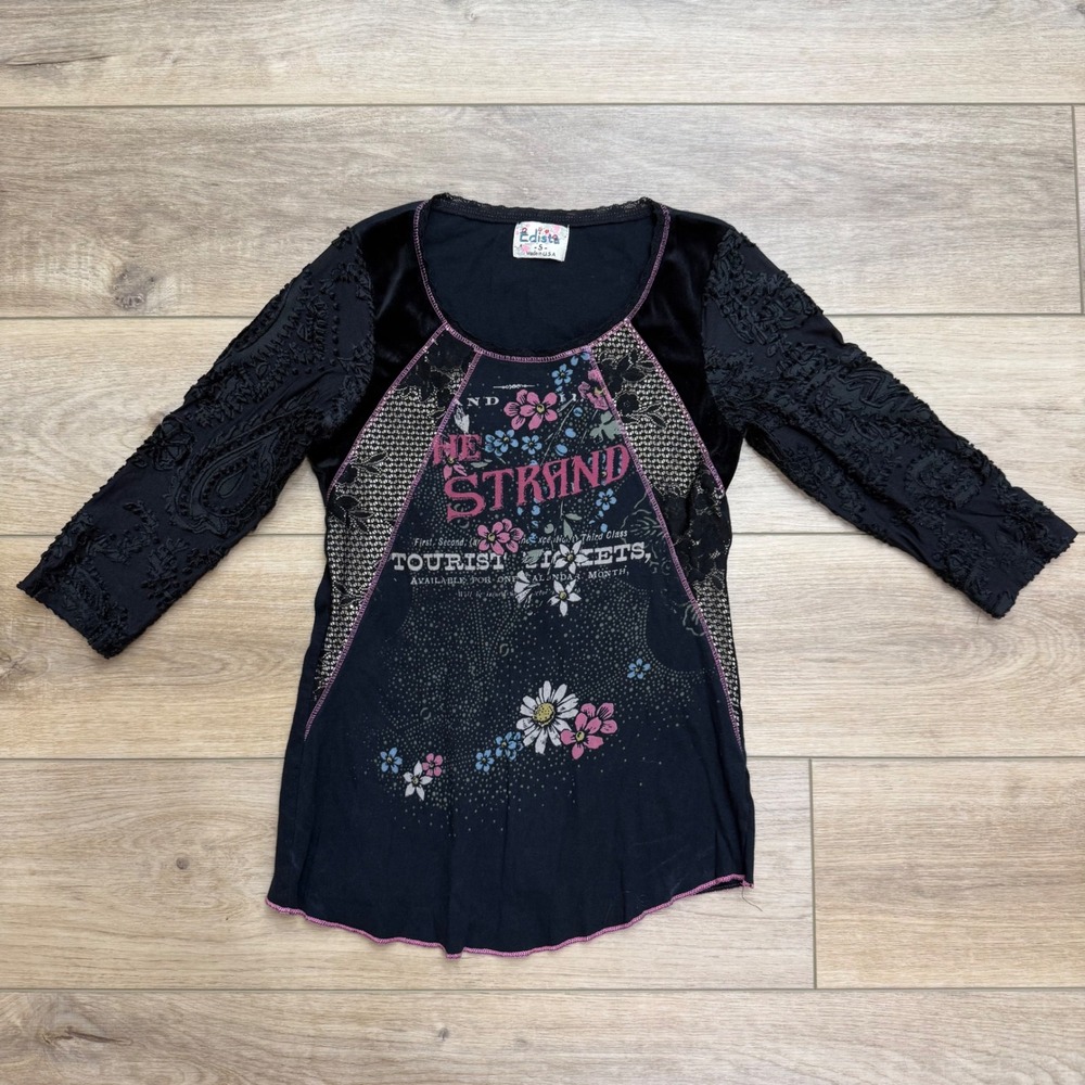 Edista Womens Vintage Y2K Grunge Graphic Top Black Sheer Embroidered Sleeves S